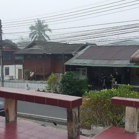 P.L.P Guesthouse - Mae Hong Son Ngoại thất bức ảnh