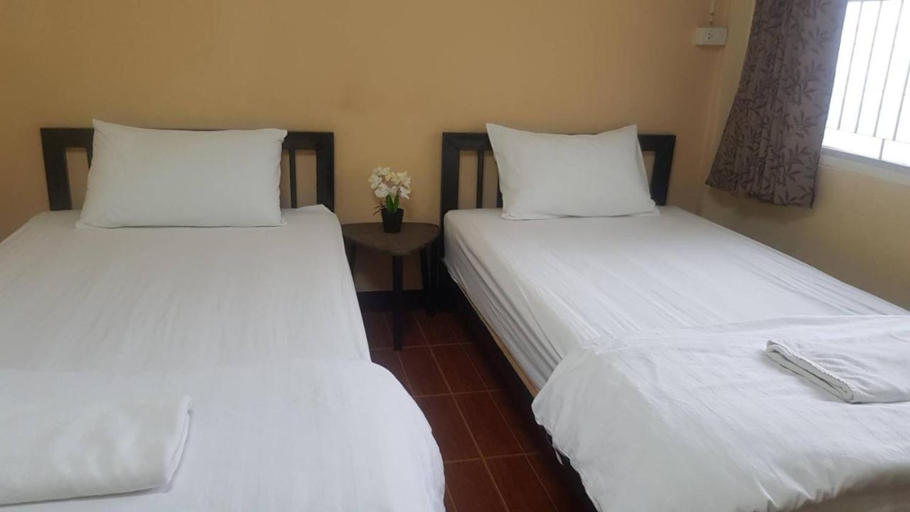 P.L.P Guesthouse - Mae Hong Son Ngoại thất bức ảnh