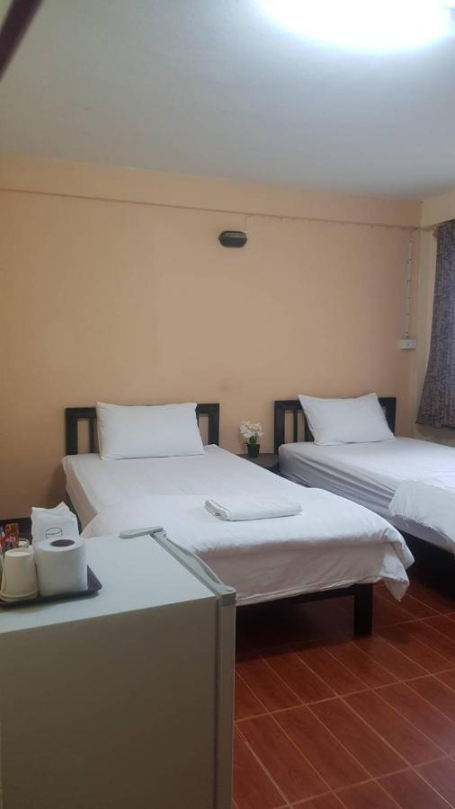 P.L.P Guesthouse - Mae Hong Son Ngoại thất bức ảnh