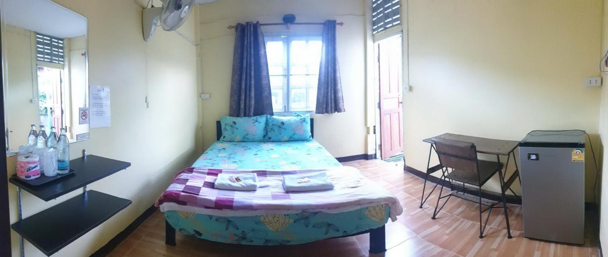 P.L.P Guesthouse - Mae Hong Son Ngoại thất bức ảnh