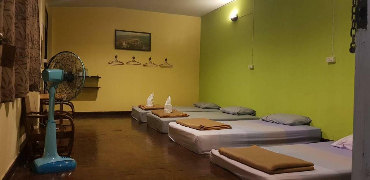 P.L.P Guesthouse - Mae Hong Son Ngoại thất bức ảnh