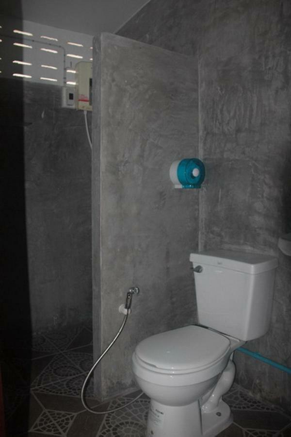 P.L.P Guesthouse - Mae Hong Son Ngoại thất bức ảnh
